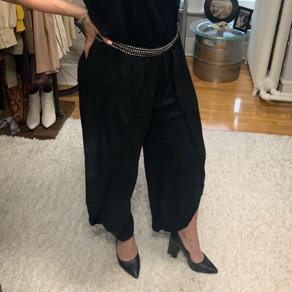 Anthropologie cropped flowy pants - Picture 2 of 7